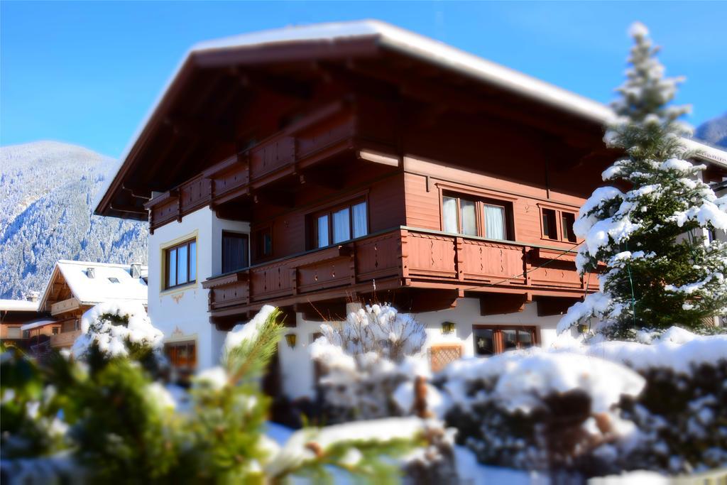 Hotel Haus Tirolerland Mayrhofen Exterior foto